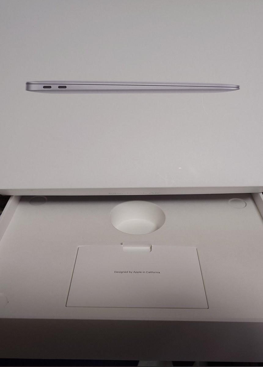 たった今、約6年のDJ生活を共にしたMacBook Air M1が、Apple Trade In