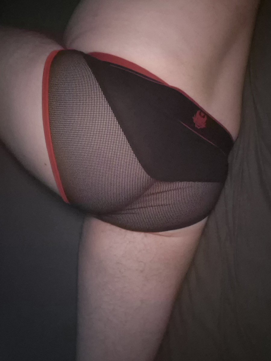 FatpuppyRou's tweet photo. You can pull them down if you want 😈

#NSFW #Gay #Fat #Ass #Chubby #Butt #Bear #Fatfur #FurryAD https://t.co/hjVVHTesaG