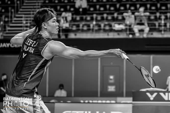nals0ul_'s tweet photo. He just want to play badminton 😭❤️‍🩹
Let him free... ❤️‍🩹 https://t.co/6PfenuH7id
