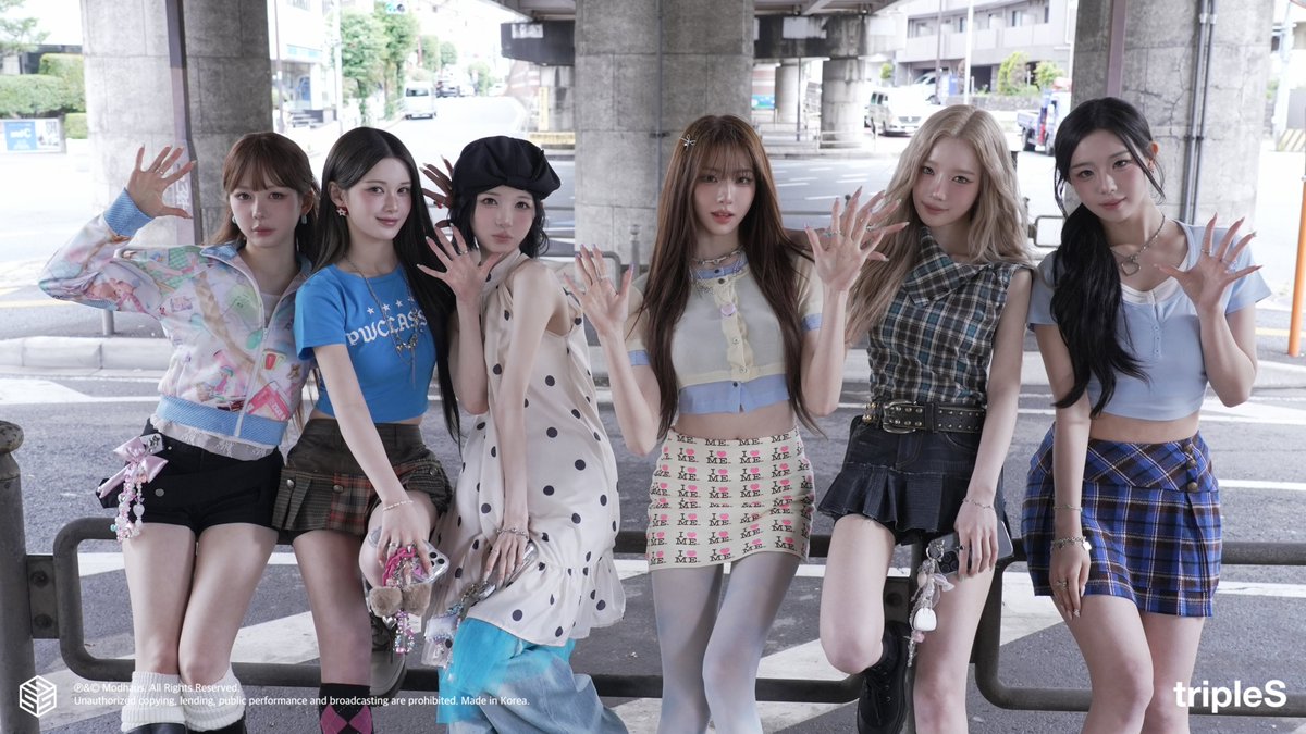 triplescosmos's tweet photo. [tripleS] <ASSEMBLE26 LOVE&amp;POP pt.1> Sun의 도쿄 뮤직비디오 현장 포토 비하인드

🔗https://t.co/ywnzDuvJps

#tripleS #트리플에스
#ASSEMBLE26 #LOVEnPOP 
#Baby_Flower https://t.co/nXqdG3PBa7