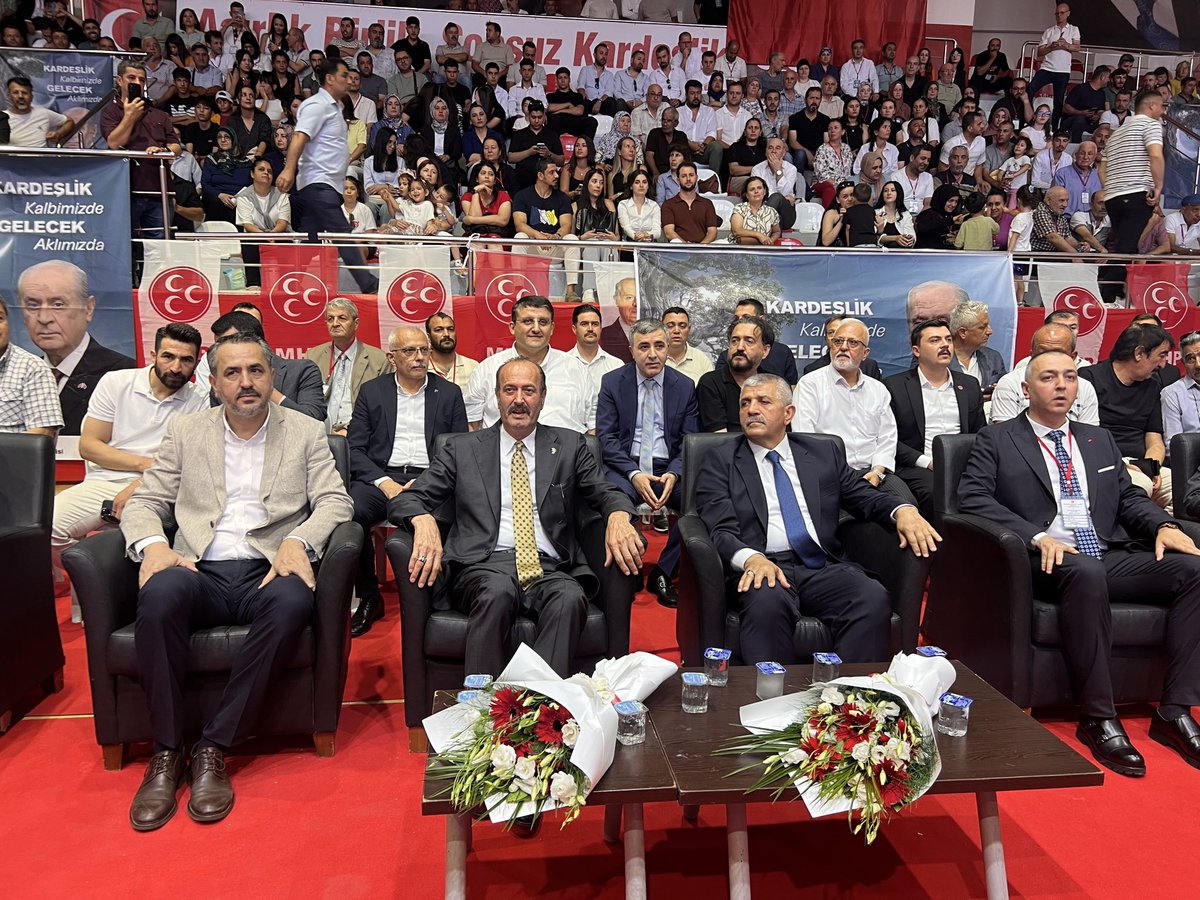 TarkanDuzman's tweet photo. Cumhur İttifakı ortağımız Milliyetçi Hareket Partisi Bayraklı İlçe Başkanlığı’nın 7. Olağan İlçe Kongresi’ne katılarak, yeniden İlçe Başkanı seçilen kıymetli kardeşim Sn @TuncayArslan61 ’ı tebrik ettik.

Cumhur İttifakı’nın temelini oluşturan birlik, beraberlik ve kardeşlik ruhuyla ülkemiz ve milletimiz için omuz omuza çalışmaya devam edeceğiz.

Kongremizin Milliyetçi Hareket Partisi camiasına, Bayraklımıza ve ülkemize hayırlı olmasını temenni ediyor, Sayın Başkanımıza ve yeni yönetimine başarılar diliyorum.
