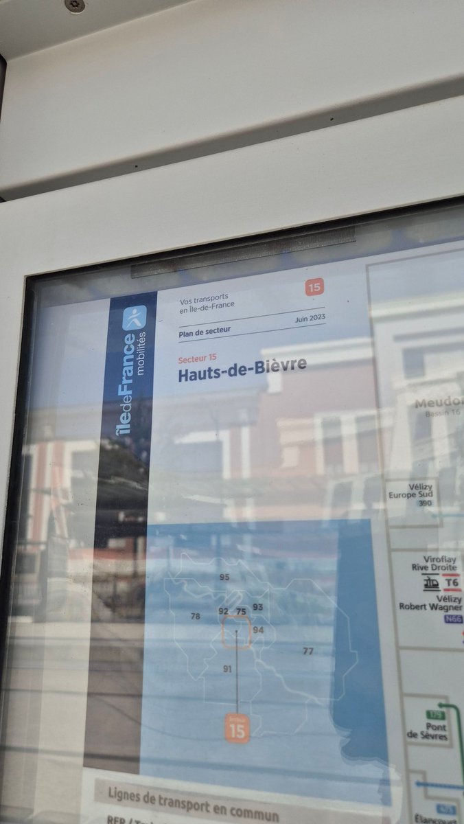 MatDudeDude's tweet photo. Coucou @T10_IDFM_ , possible de faire une mise a jour des plans disponible en station ? Juin 2023 ça commence un peu a dater ^^ https://t.co/0IKuhAtefb