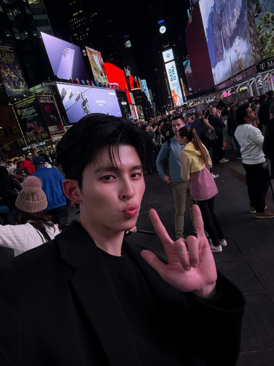 MoePwint48's tweet photo. @Eaint136962 Love you too kha

#PeachAndMeSeriesEP1 https://t.co/liswmKJ4nr