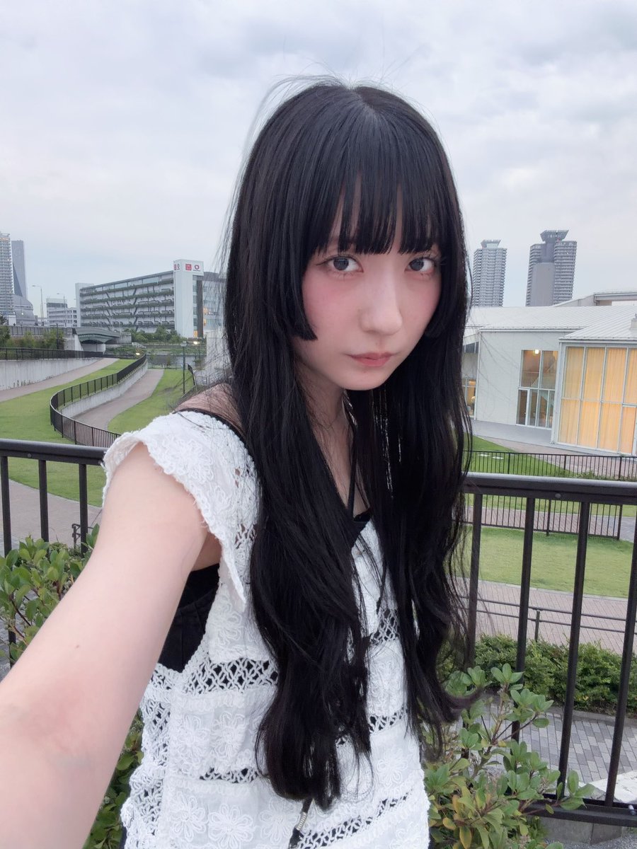 おはよう月曜日（◝ ⌄ ◜) リポストといいねしたか？？（◝ ⌄ ◜)