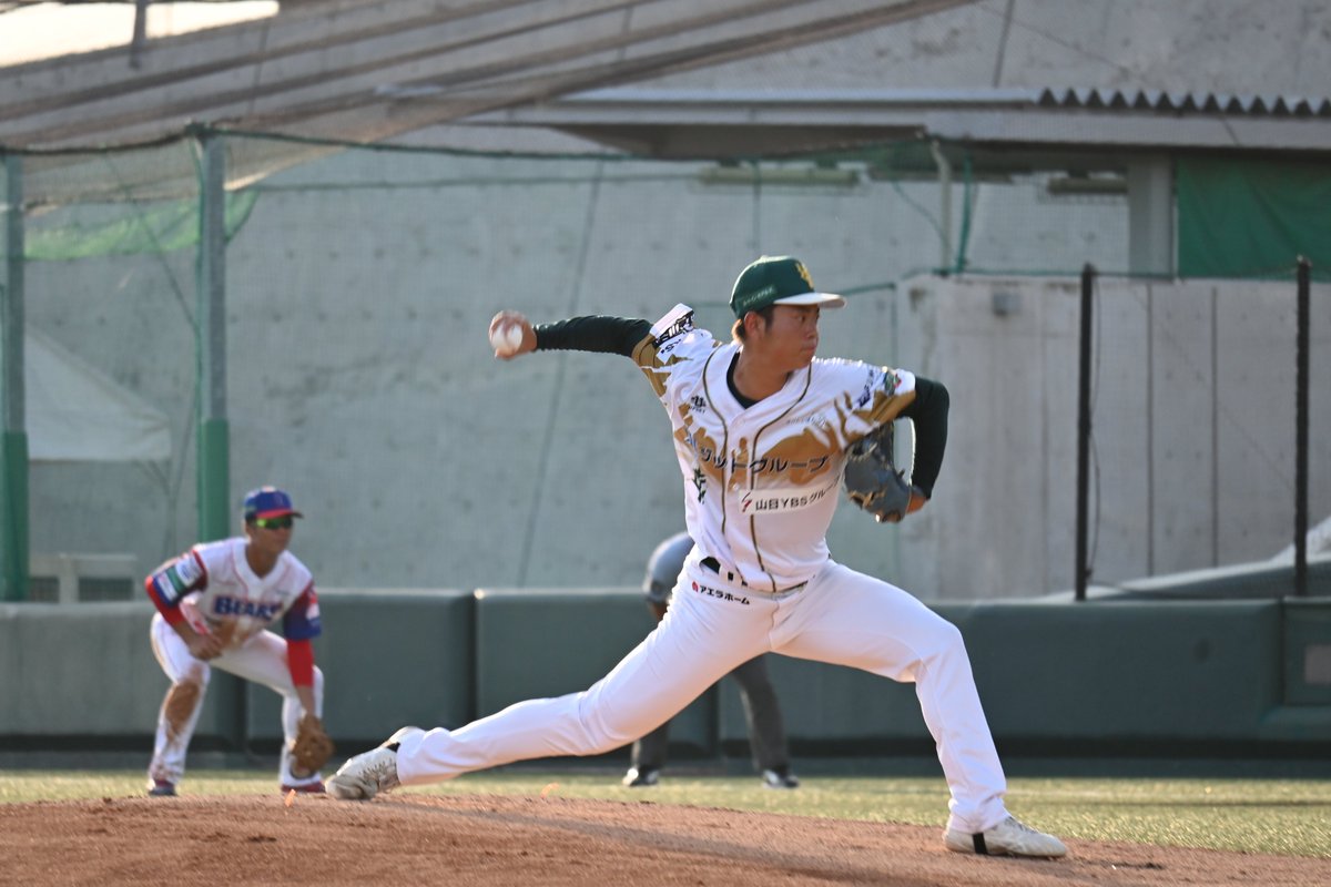 bcl_staff's tweet photo. ／  
福岡ソフトバンクホークス三軍 
🆚 
BCL選抜
 ＼    

５回裏終了 
ソフトバンク 1-1 BCL

中塚大輔選手（信濃）のタイムリーで先制し、前半を折り返しております！💥

投手陣は、舘池亮佑投手（山梨）→川平真也投手（茨城）→川根飛真投手（栃木）とリレーし、１失点に抑えています！⚾️

#BCリーグ