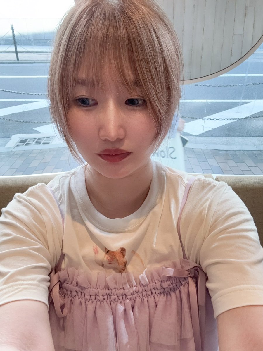 mizuki890402's tweet photo. 来月お誕生日なので年齢バラしてみる
今年41歳になるガチ昭和レトロ

そして歳を重ねるのが怖い若人よ、、
人生40になってからおもろくなるから今も未来も楽しんでねー！

 #年齢にビックリした人がリプかRPしてくれる https://t.co/fJqrMQ7fXF