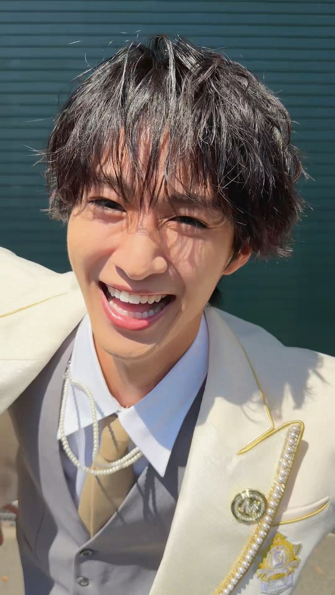 inyol__'s tweet photo. 曽野舜太さん、笑顔が太陽より眩しいしわたしの人生より脚が長い https://t.co/rrXxVyfa8O