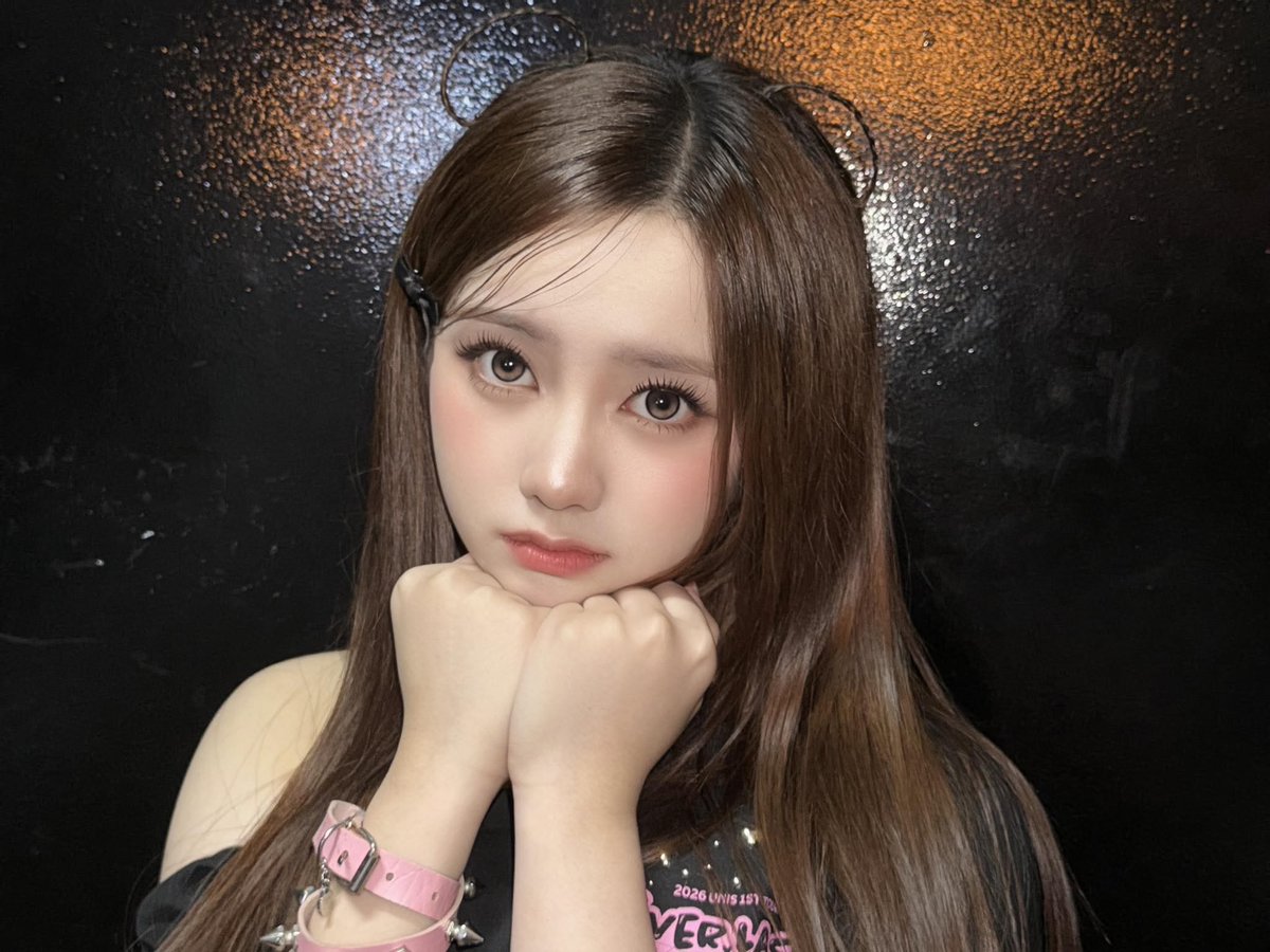 Mjb04M's tweet photo. DAILY BRAND REPUTATION FOR ELISIA🐰!
🪽 Please rt, qt &amp; reply with: 

유니스 엘리시아, 대단해요
유니스 엘리시아 최고의 보컬리스트
유니스 엘리시아 만능인이에요
유니스 엘리시아 는 매우 멋져요

#UNIS #ELISIA
#유니스 #엘리시아
@UNIS_offcl https://t.co/nY9ZtkC0nT