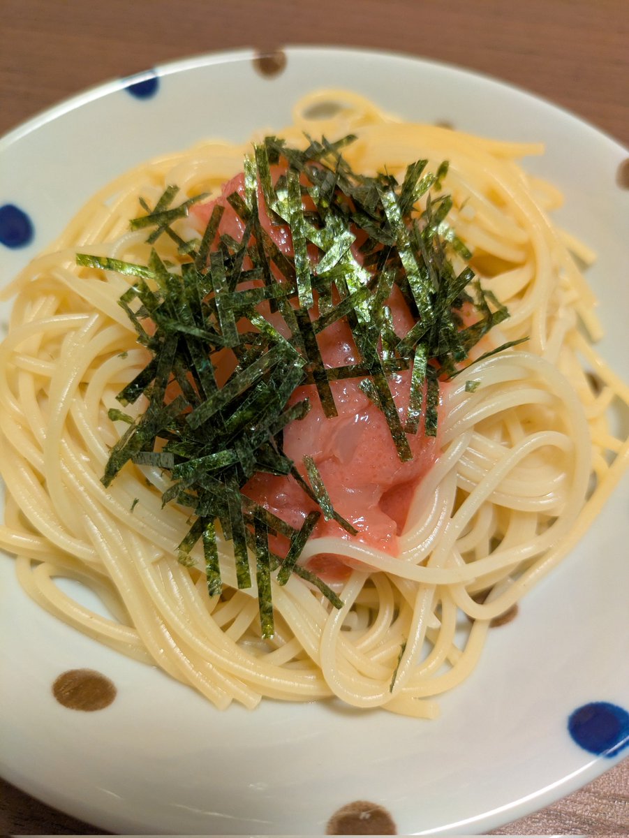 ptp0811's tweet photo. 晩ごはん

たらこバタースパゲッティ（和えるだけ）

#晩ごはん
#おうちごはん https://t.co/yk98Pr4Kjc