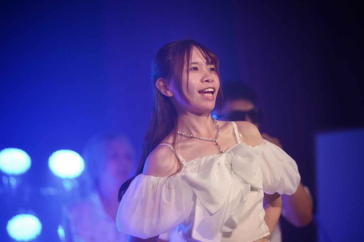 ONO_MAX_ONO's tweet photo. 2026/06/28
別府ブルーバード会館
And so it begins.
RIMSYNC
YUMI さん@VZER_BEAT_YUMI
HIROKIさん @VZER_BEAT_HIROK
MANAMI さん @manami_a97

ブザビから派生した新グループ
歌のうまさは折り紙つき！

 #キリトリセカイ #ファインダー越しの私の世界 #大分 #カメラを持ったアホウドリ https://t.co/HRA18KfueP