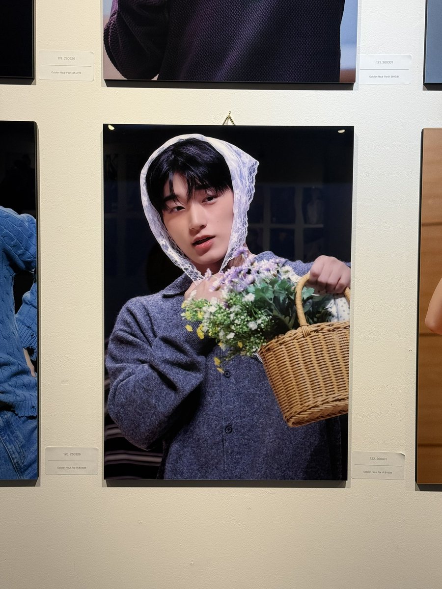 bubutiny_'s tweet photo. 아무리 바빠도 가야 하는 산이 생일… 회사에게 빌고 빌어 시간을 짧게 내어서 딱 2군데 다녀왔는데 너무너무너무 정말정말 팬이었던 램프님 생일 갤러리 다녀왔다 너무 행복했어요 🥺🥺🥺💜💜💜 https://t.co/ATp6x1Dzjg