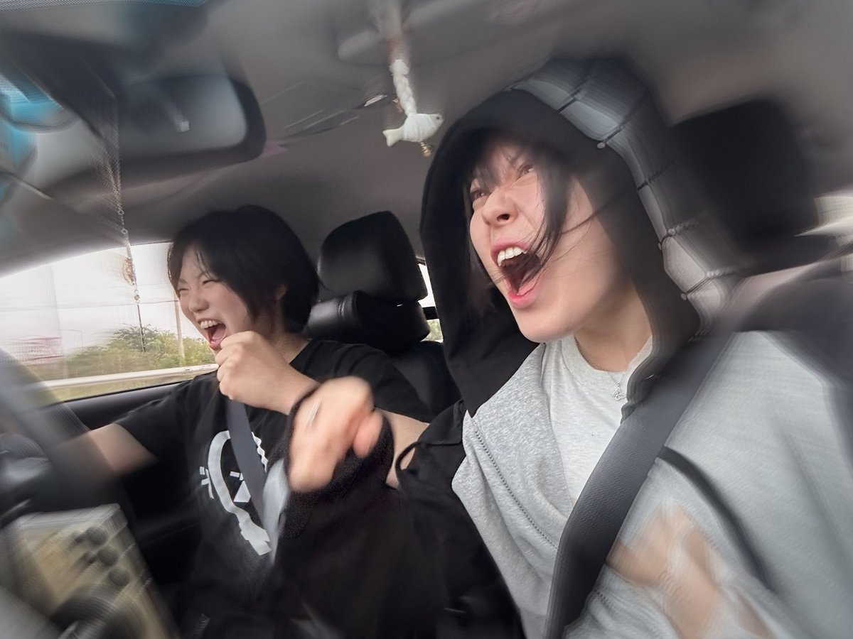 Pidove_C's tweet photo. #사이퍼즈_트친소
#2026샆데이_후기

우리 어디서 본 적 있을걸요
2026 샆데이 B3 나야 대머리 부스 헬퍼 및 캐럴오리진(임시)이었던 대머리비둘기입니다...
사이퍼즈합시다 영원히요
아무말이나 하는 사람입니다 우리 사이퍼즈이야기해요 아무렇게나 팔로주셔도 좋습니다
재밌었다... 우리 또하자... https://t.co/nZ1lqtNlHI