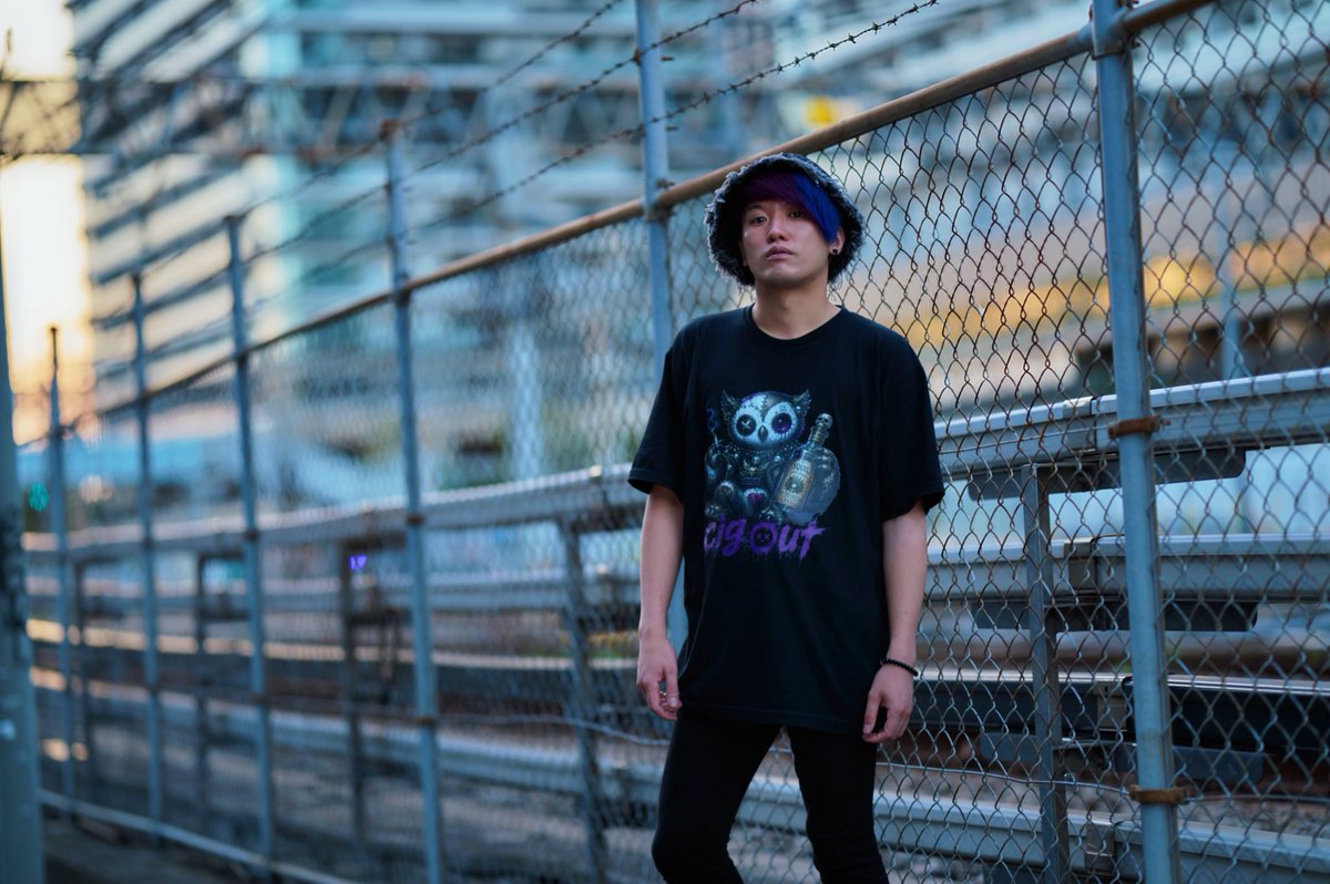 cigout_official's tweet photo. 【 👕 ＮＥＷ　ＧＯＯＤＳ 👕 】

07/14 新宿 ANTIKNOCK の
公演よりライブ会場物販にて

cig owl Tシャツ販売開始‼️

夜行性フクロウをモチーフに
煙草とテキーラを持たせた可愛くてロックなデザインとなってます！

各サイズ ( M、L、XL ) ¥2500

Model：@aono_covo 
( 174cm / XLサイズ ) https://t.co/oxEes0kpNG