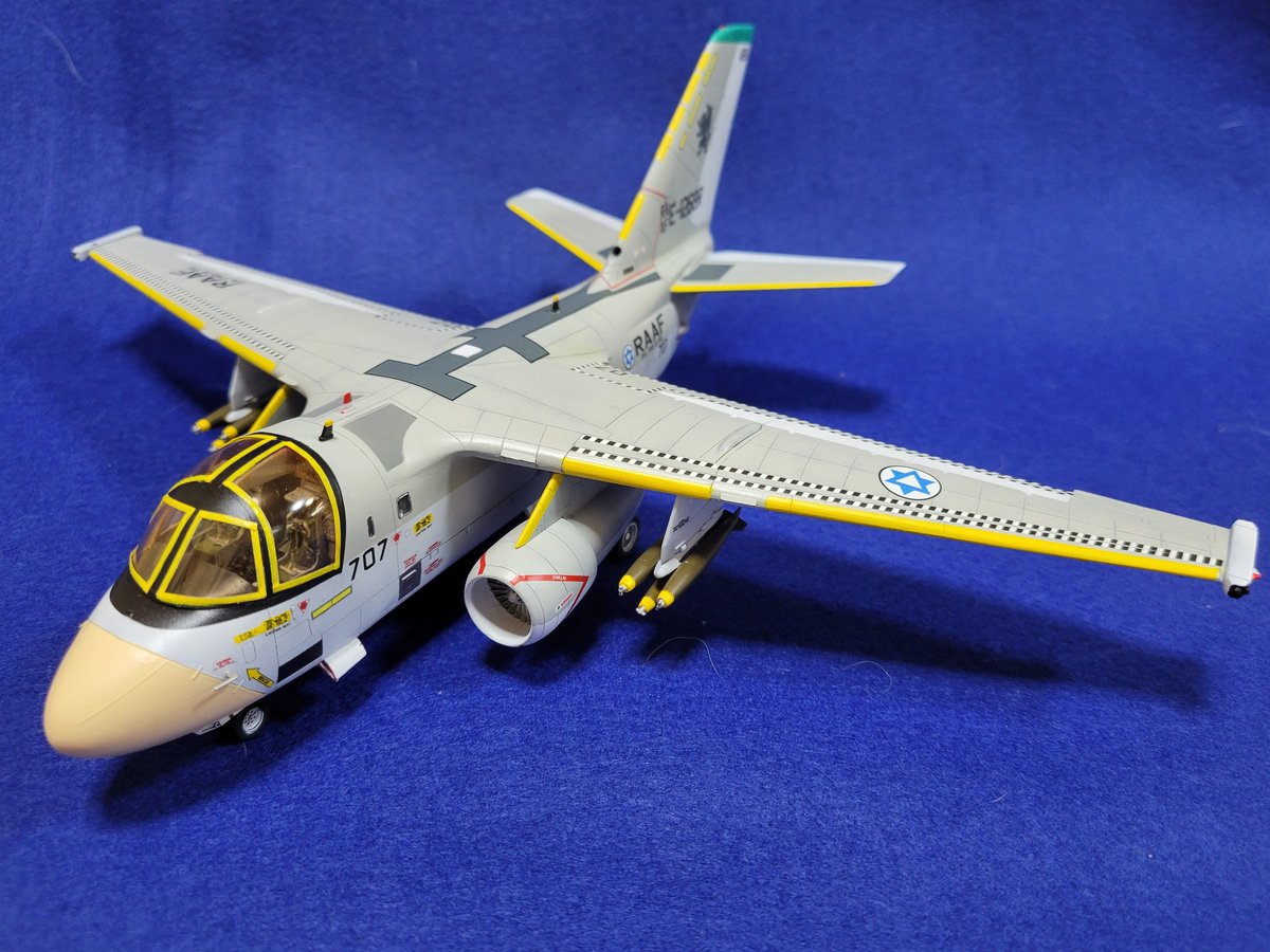 ar_arcadia's tweet photo. ハセガワ 1/72 S-3A バイキング エリア88仕様完成〜！
プロジェクト4の潜水艦がタンドリアに進軍した時に、上空から空爆した機体ですね〜。
って漫画では1コマのみの登場機体…ですが、エリア88登場機体なんでもちろん作りますよ～！マーキングは尾翼が寂しかったので、余りデカールで…

#エリア88 https://t.co/YrimZcjFo4
