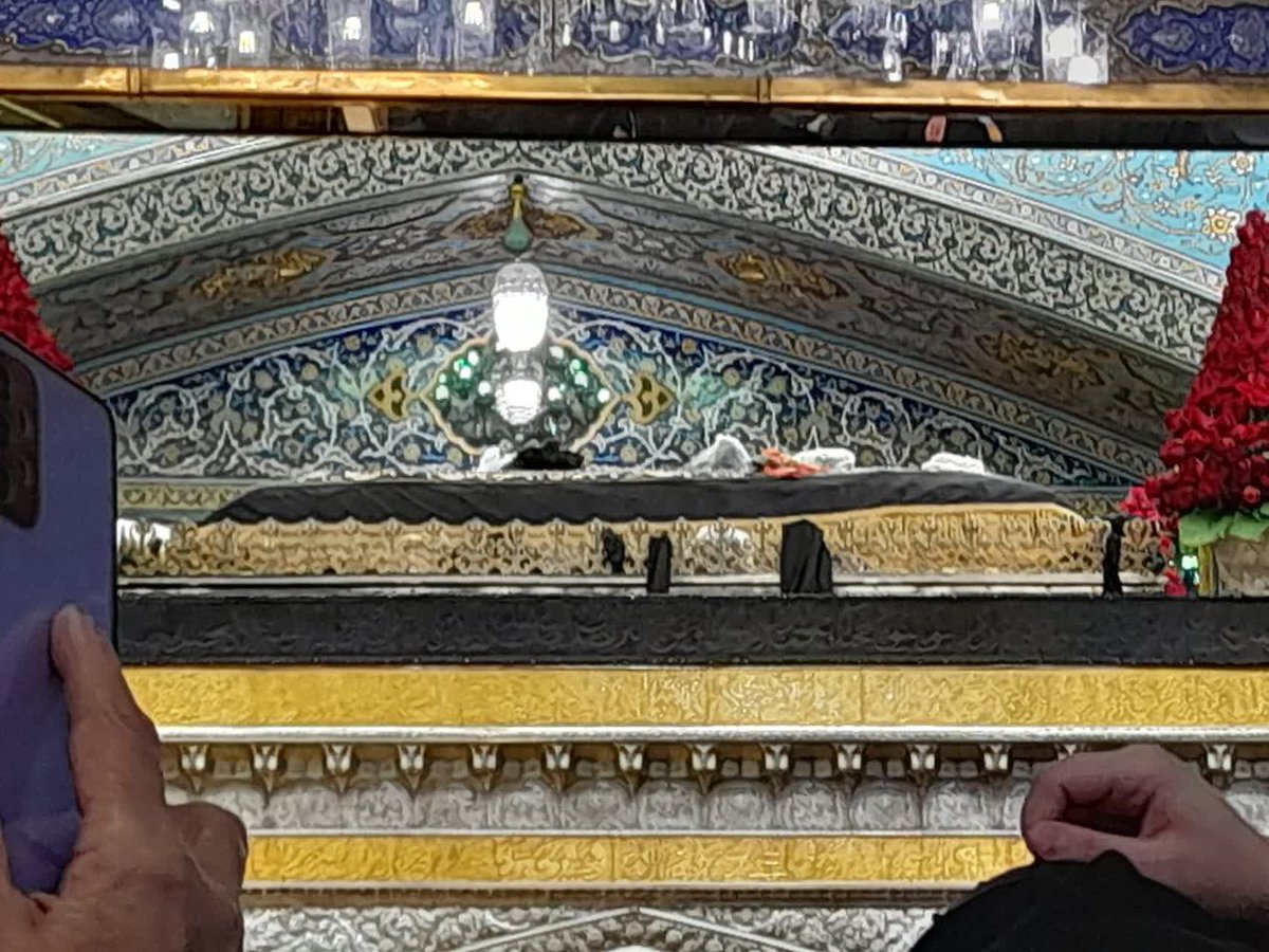 tarighoshohada's tweet photo. امشب کشیکمه حرم ،
هر کسی حرفی داره با آقا بگه تا عرض کنم خدمتشون ...

 #یاامام_رضا 
#به_وقت_کشیک https://t.co/3JSRJgFhxv