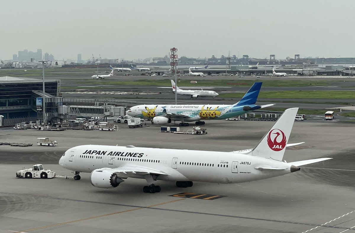 745_base's tweet photo. 2026/07/12
NH114（HND→IAH）JA875A
JL39（HND→DEL）JA869J
NH965（HND→SZX）JA815A
JL37（HND→SIN）JA876J https://t.co/1qWvOcHqm5