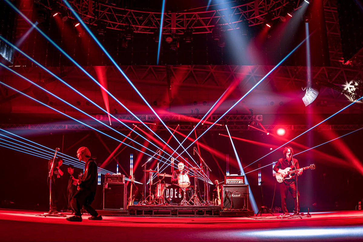 DOES_official's tweet photo. 国内で観れる次のライブは
DOES 20th Anniversary Live “ Thanksloving! ” in Zepp Shinjuku🔥🔥

DOESメジャーデビュー20周年となる記念すべきライブに是非❗️

チケット抽選受付中❗️
受付URL：https://t.co/6W4IMdEjgG

#DOES
#DOES20th
#Thanksloving https://t.co/8FecFiLvWW