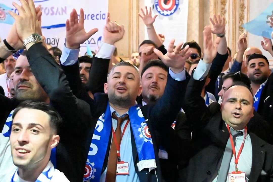 SabanCiloglu's tweet photo. Türk İşçi Sınıfının Umudu  Genel Başkanımız Liderimiz Sn.Uysal ALTUNDAĞ’ın katılımları ile çoşkulu bir şekilde gerçekleştirdiğimiz 8.Olağan Genel Kurulumuzun Teşkilatımıza ve Gölcük Şubemize hayırlı olmasını diliyorum
Uzaktan yakından katılım sağlayan herkese teşekkürler https://t.co/AroH1JwzD6