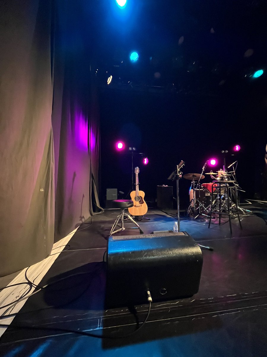 daijiro1219's tweet photo. ほしぞらの音楽館両部アコギサポートでした！！

皆さんの歌も最高で横でめっちゃ歌いながら弾いていました！！

ありがとうございましたー！！！ https://t.co/am1XilZjuR