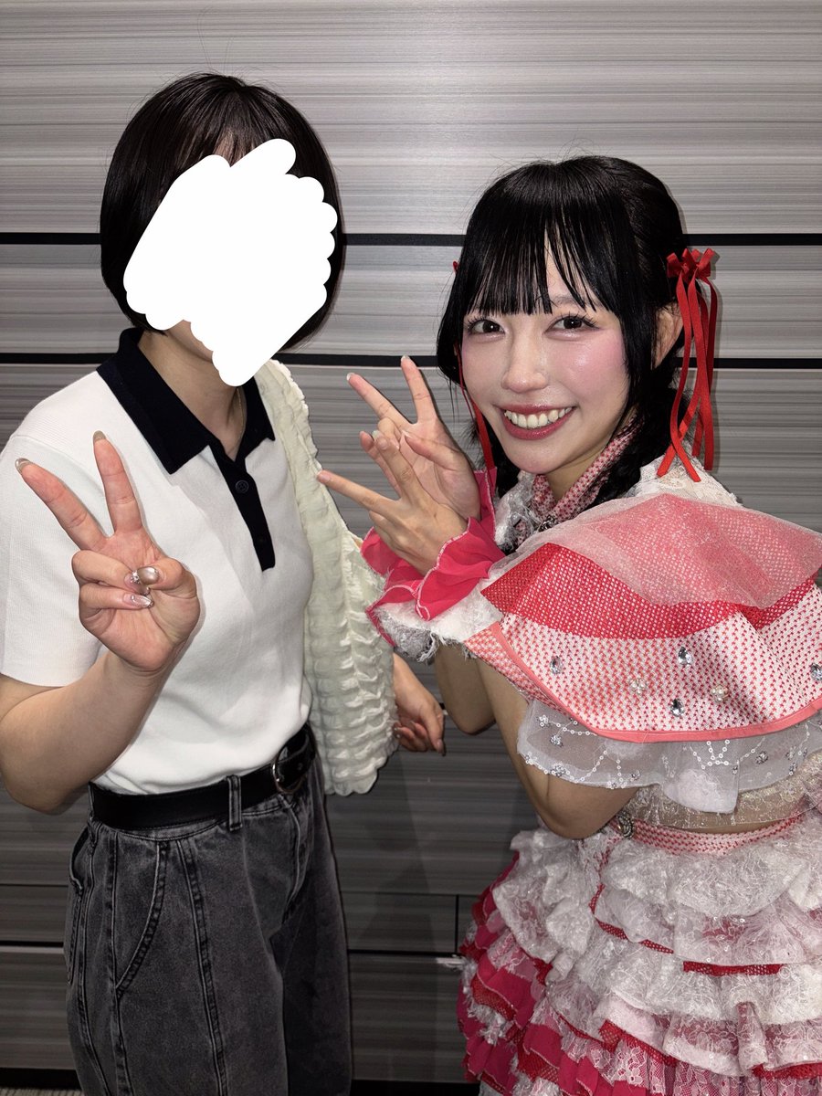 ___i_75's tweet photo. 小田久しぶり〜！！
辞めちゃうんだってね！？
小田なら生きていけると思うよ！
自炊とかできるし😆😆 https://t.co/8teyy3cS4l