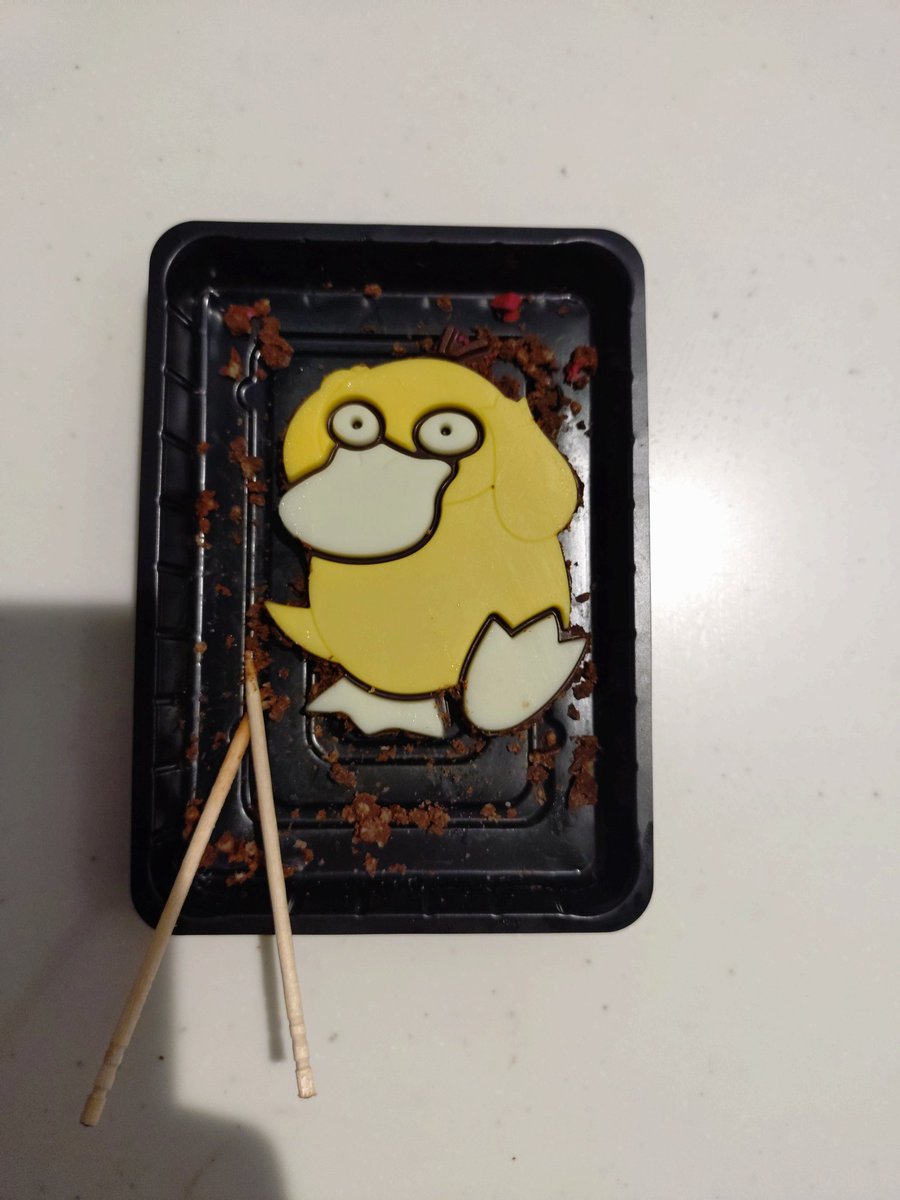 shimm000's tweet photo. ポケモンパキッテで本気を出したけどコダックの毛が一本折れちゃった https://t.co/b6dzIg1WLw