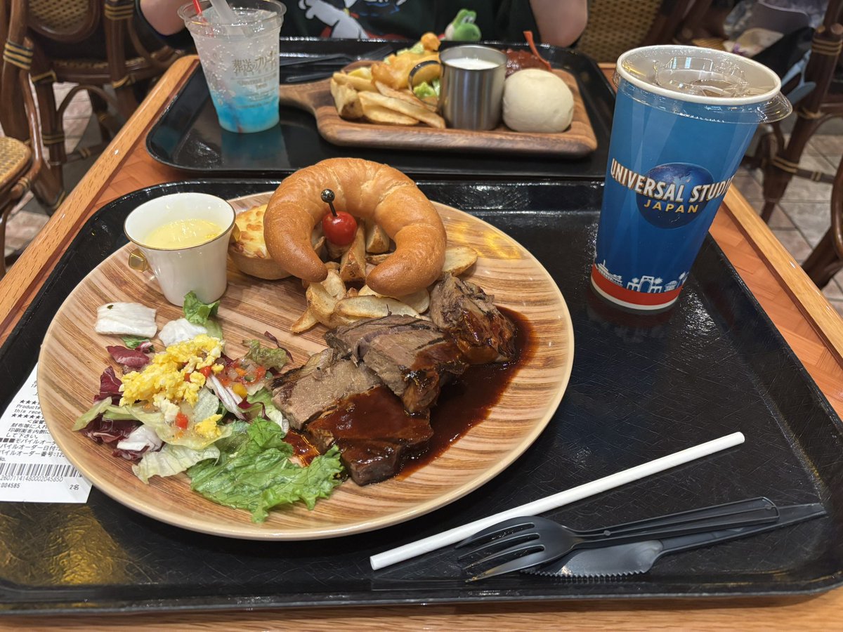 kamovrc's tweet photo. 1泊3日、かもさんの飯の流儀（飯テロ） https://t.co/dcI5LzEDhq