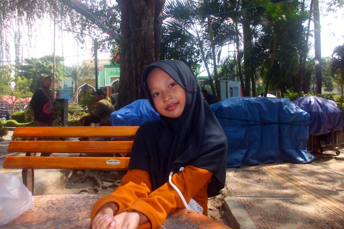 hanrynt's tweet photo. fams time 🏕️ https://t.co/6thSsW6PVX
