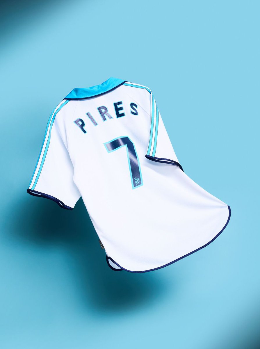 classicshirts's tweet photo. Marseille 1999 Home by adidas | Pires 🇫🇷 

Hitting the site tomorrow at 14:00 (UK Time) in a size Small. https://t.co/Re9RUmiD50
