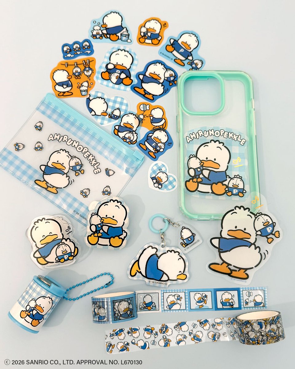 thankyoumart's tweet photo. 7月17日(金)より店頭販売スタート🐟
『#あひるのペックル』限定アイテム❕

ブルー×ホワイトのギンガムチェックに、
「あひるのペックル」とぬいぐるみがデザインされた
毎日使いたくなる全17アイテムだよ🌼🪡

⭐店頭販売：7月17日(金)～入荷順次
⭐WEB先行予約：好評受付中
https://t.co/dYk1xGg83A https://t.co/S7LdDNXEEo