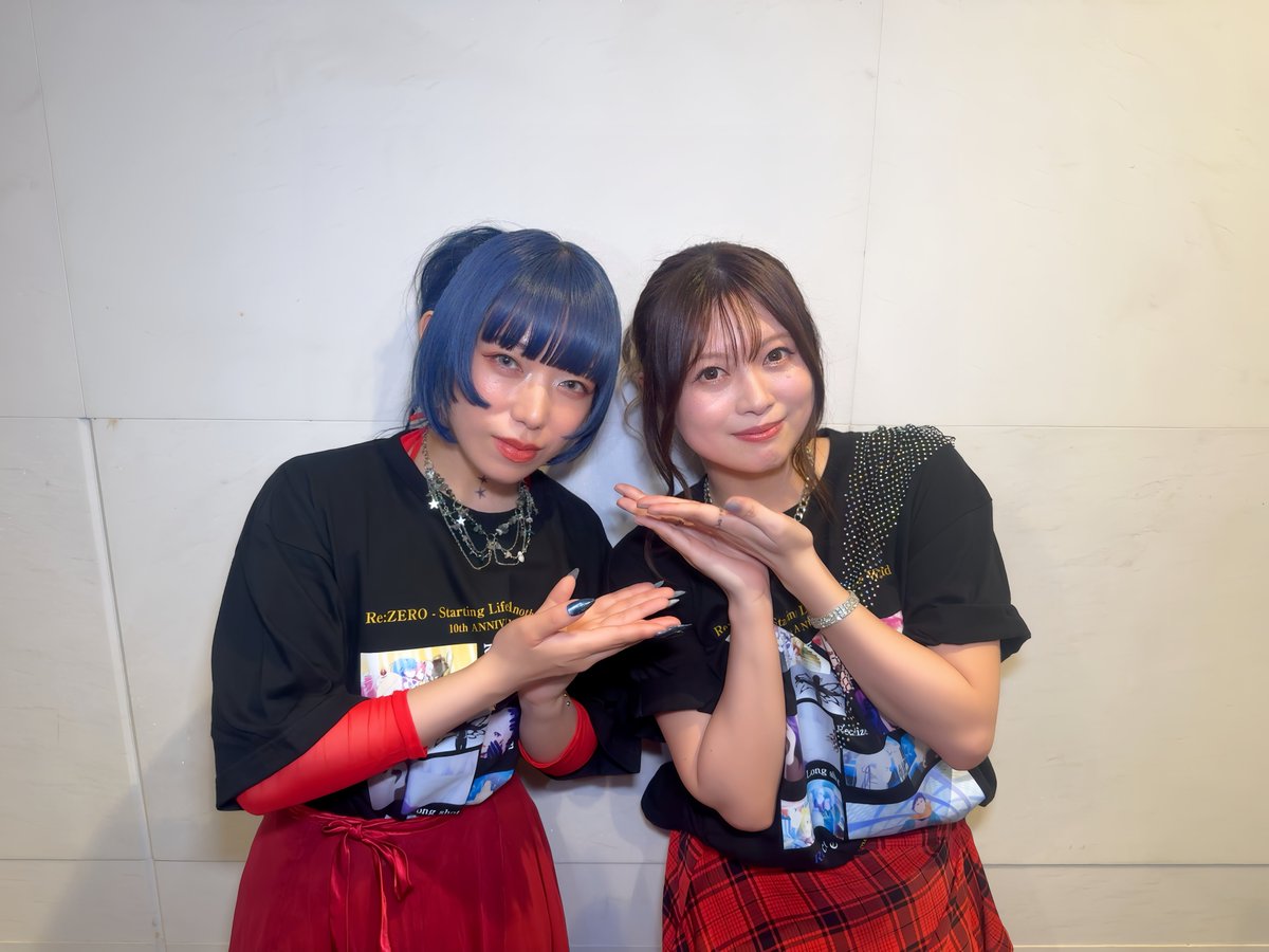 Suzuki_Konomin's tweet photo. KIHOWちゃんと！

トップバッター観てたよ👁️
見事にやり切った姿に感動！チームリゼロのボーカリスト同士、お互いに称え合いました🫶

#アニサマ #animelo #リゼロ #rezero https://t.co/FrSZlr4Un7