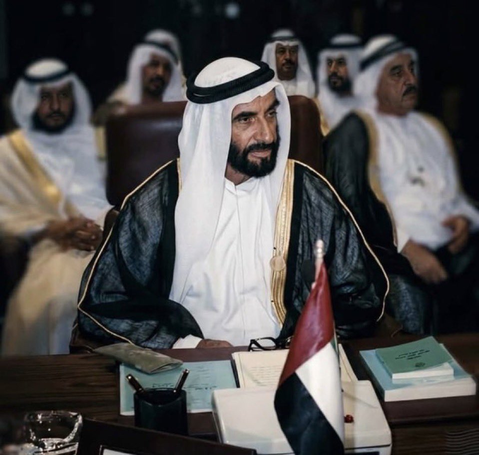 ArthZayd32234's tweet photo. من حكم #الشيخ_زايد_بن_سلطان رحمه الله:
إن الذي ليس له ماضٍ ليس له حاضر ولا مستقبل وإننا نستمد من ماضينا العريق كل ما يعيننا على بناء حاضرنا ومستقبلنا
وكان الشيخ زايد يؤكد دائمًا أن #الماضي هو مصدر #الهوية_والقيم_والتراث.
#الحاضر هو وقت العمل والبناء والاستفادة من العلم والتقدم https://t.co/ZO11cXoReZ