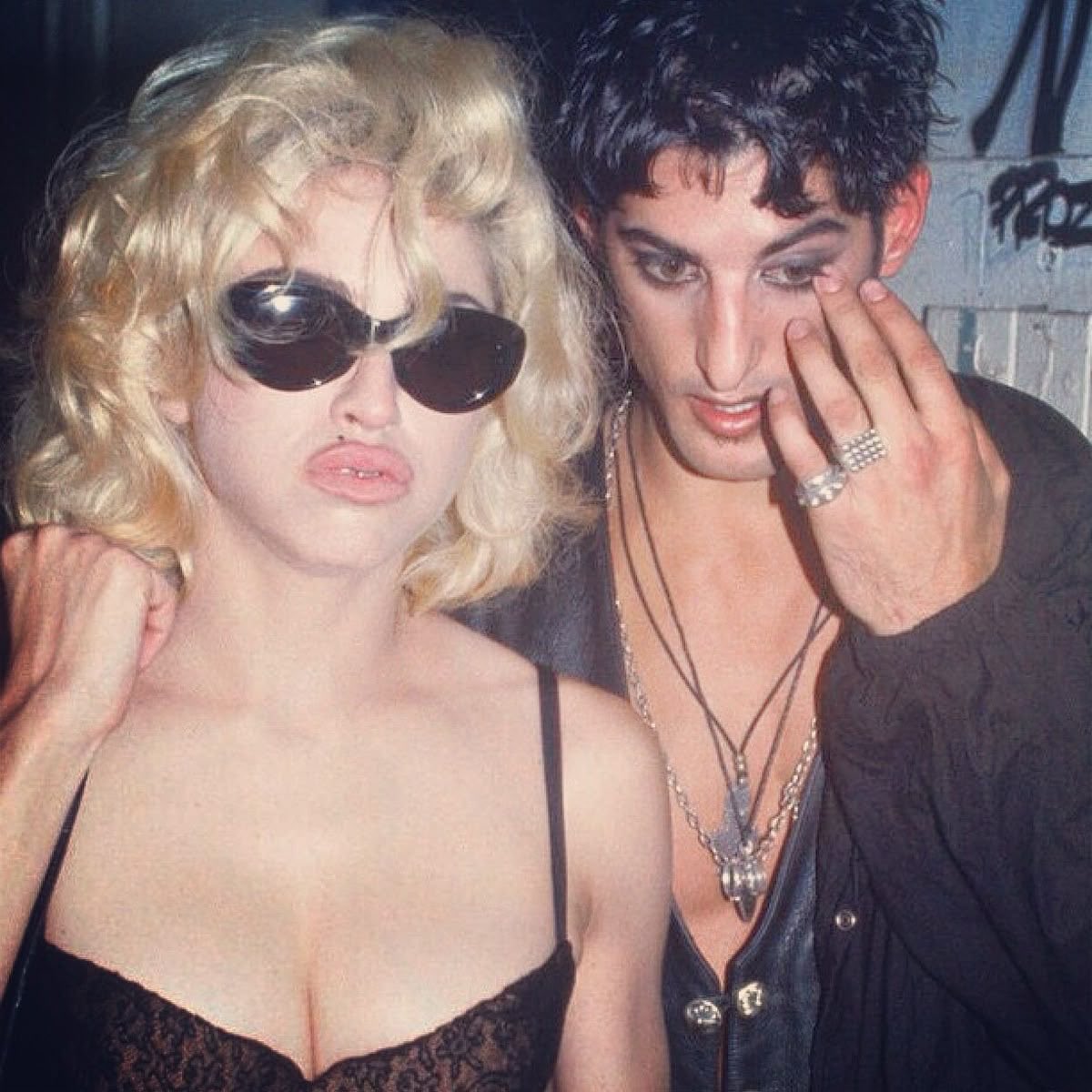 mercutihoe's tweet photo. she’s the coolest https://t.co/J9DlfAo4kT