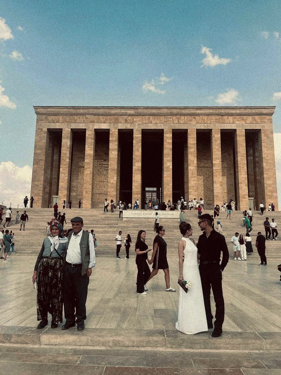 etginlik's tweet photo. 7'den 70'e Anıtkabir'de: https://t.co/CyeEshEE6Z
