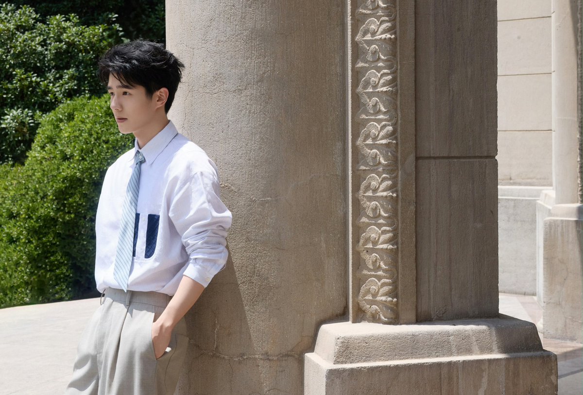 TurboLiu_pic's tweet photo. 260712 류호연 공작실 웨이보 2/2

고성 시안, 여름의 부드러운 빛을 만나다☀️
@류호연과 함께, 가볍고 청아한 정취를 찾아서

#刘昊然 #LiuHaoran #TurboLiu https://t.co/u2NHSxnB1Q