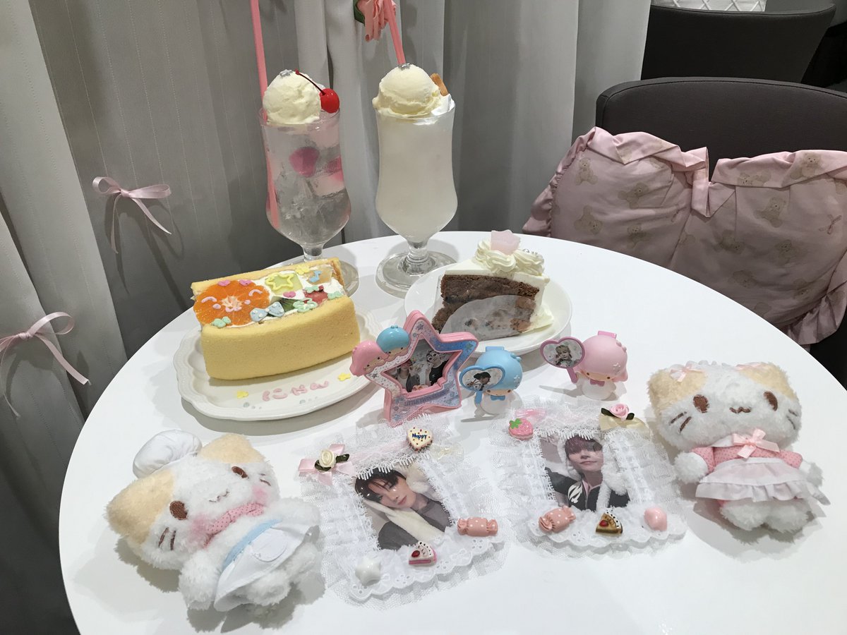 __joj0__'s tweet photo. july's Happy Birth Day🎂⋰˚☆ https://t.co/u6AGQuNiHF
