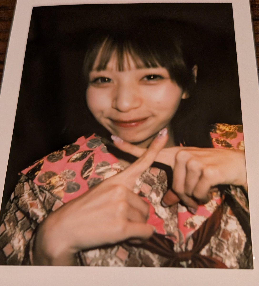 air_con_frog's tweet photo. 昨日のグルショのお礼

昨日のグルショで色々話して
このポーズになりましたw

メイちゃんめちゃくちゃ面白い対応してくれてありがとう🙏

メイちゃんめちゃくちゃ可愛かった😆
#ギャンパレSOLONGツアー
#ギャンパレ盛岡
#キラ・メイ https://t.co/VUaWyqVlre