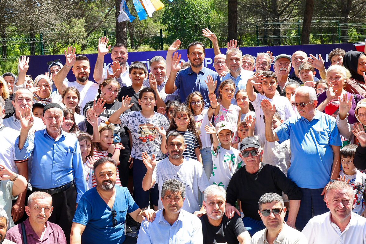 abdullahozdemir's tweet photo. Hafta sonu demek piknik demek, 7’den 70’e buluşmak, bir araya gelmek demek.

📍Bayrampaşa İlçe Teşkilatı Pikniği

@Mehmetacar53 @ibrahimakn https://t.co/f8LX5Cz3AP