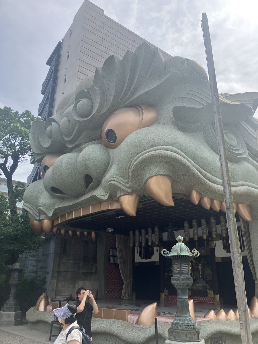 vern_lost's tweet photo. 大阪で虹ヶ咲とかドラクリオットの聖地巡礼してた
ブラッドオレンジジュース🥤とても良いじゃないか〜！
東京帰ります！ https://t.co/Fv9pXsWToT