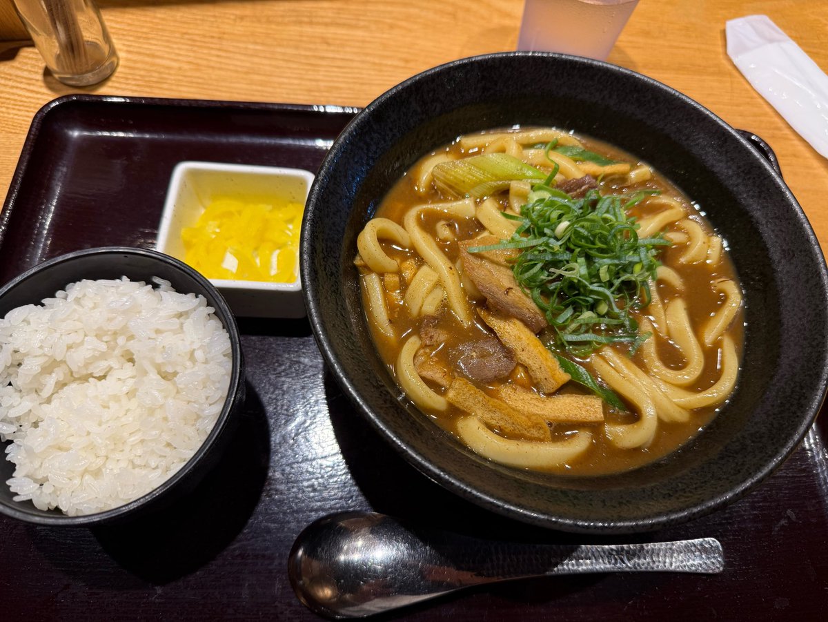 nuruhati2001's tweet photo. リュウジよ。これは名古屋栄の千吉、カレーうどんだ。対戦希望 https://t.co/cMqLNudrur