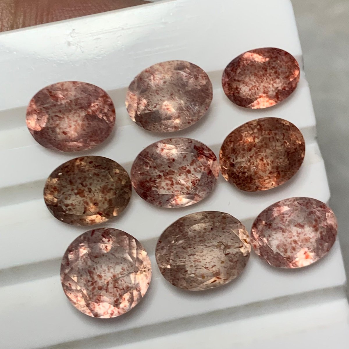 mudassirof32069's tweet photo. Best and Unique strawberryquartz from Tanzania Mines Check New listing in my Etsy Shop https://t.co/01bPXtAuuT
#confettisunstone #sunstone #Tanzania #feldspar #moonstone 
#rainbowsunstone #iolite #iolitesunstone #strawberryquartz https://t.co/fR9hq9JMwE