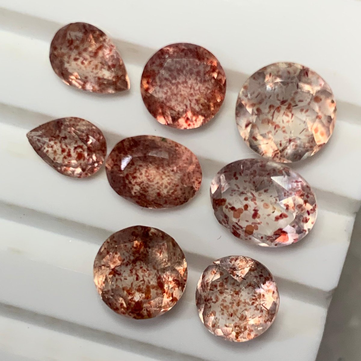 mudassirof32069's tweet photo. Best and Unique strawberryquartz from Tanzania Mines Check New listing in my Etsy Shop https://t.co/01bPXtAuuT
#confettisunstone #sunstone #Tanzania #feldspar #moonstone 
#rainbowsunstone #iolite #iolitesunstone #strawberryquartz https://t.co/MX7I1Qmlbu
