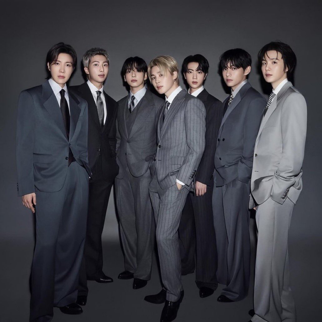 chartradar_'s tweet photo. BTS is reportedly being considered as a performer for this year’s MTV VMAs. https://t.co/IUQv1pI2J5