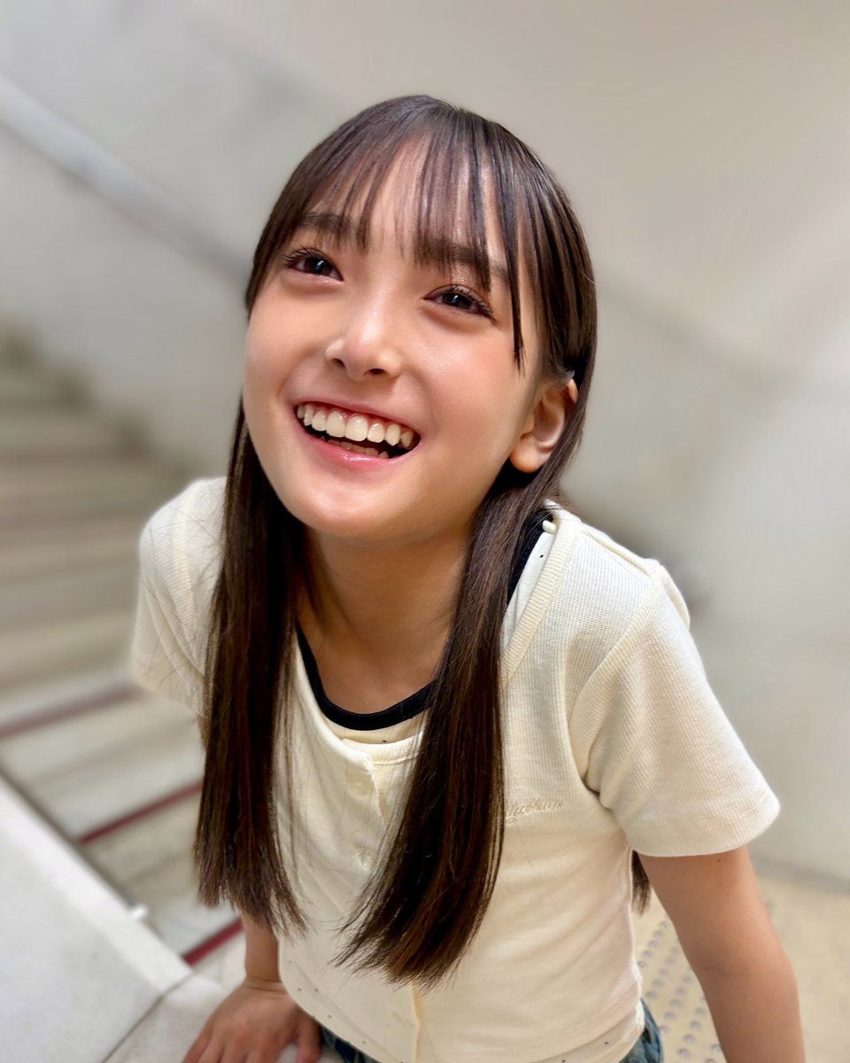 ts_arisa_ta's tweet photo. 最近のお気に入りはデニム👖♡ 
合わせやすくて
学校でも毎日大活躍😊✨

#テアトルアカデミープロダクション
#津久井有咲 https://t.co/4VHnCQ1ZbC