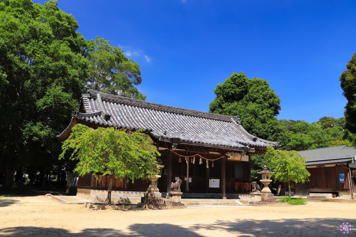 ryugu_tamahime's tweet photo. 一昨日訪れた神社！大阪府交野市私市に鎮座する「天田神社」！
こちらも住吉大神を祀る神社！
京阪電車の駅名にもなってる私市という地名は天皇の后のための人々に因むらしい！？😃 https://t.co/u6tq74PdDK