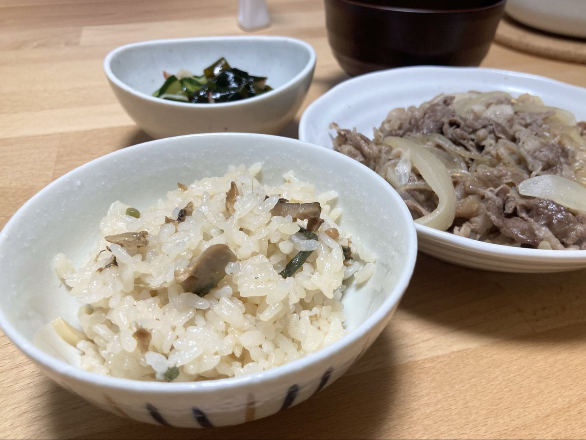 eriri13ap's tweet photo. 無印の「あさりと山菜の甘酢ごはん」
美味しくいただきました😋
またリピートしたい😊 https://t.co/oMMRTSTAKb