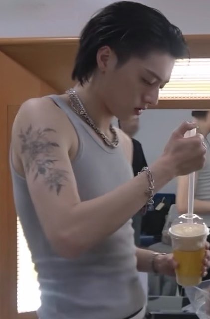 imhereforau's tweet photo. YG, CLOSE THE GYM RIGHT NOW! https://t.co/I3Dv9QDMX8