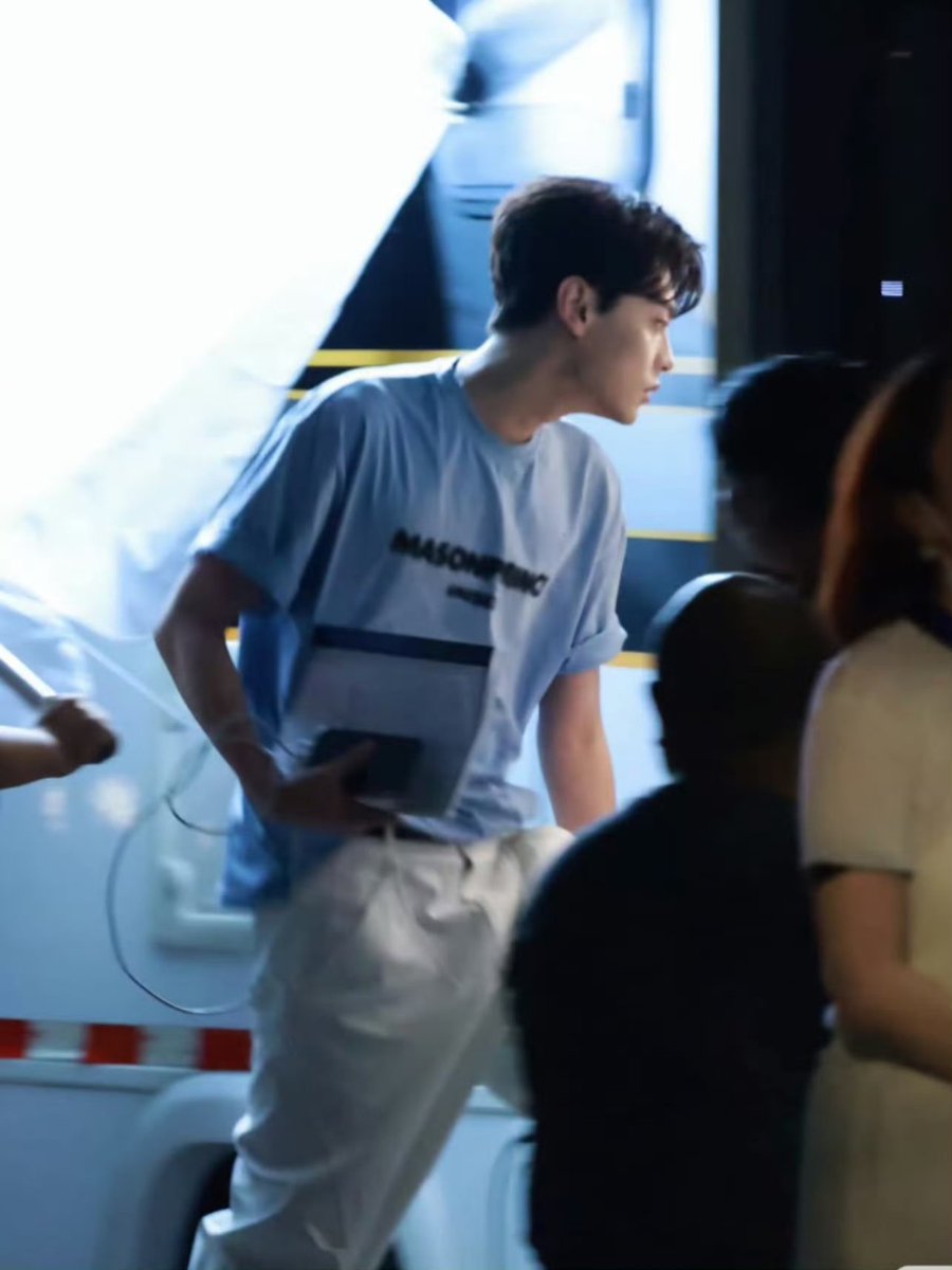 MniYu64544's tweet photo. Preserve every beautiful moment of Tian Xuning &amp; Wan Tianqi forever 🤍
BTS glimpses from One Day in July (2025.07.12)
#TianXuning​#ArthurTian https://t.co/jJ5h1UpAzn