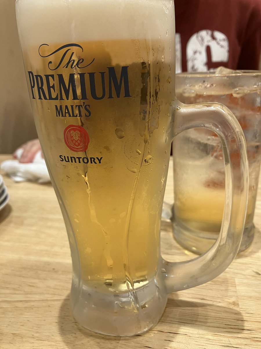 1222saru's tweet photo. 毎度毎度の打ち上げ乾杯🍻 https://t.co/pRsWg6eN0x