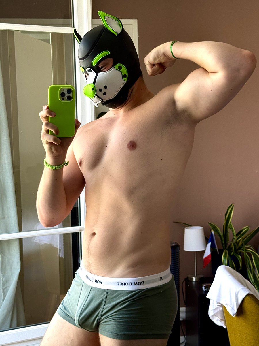 pup_millu's tweet photo. Good morning 🐶
Who wants breakfast ? 👅 https://t.co/4lxZxKz4cN
