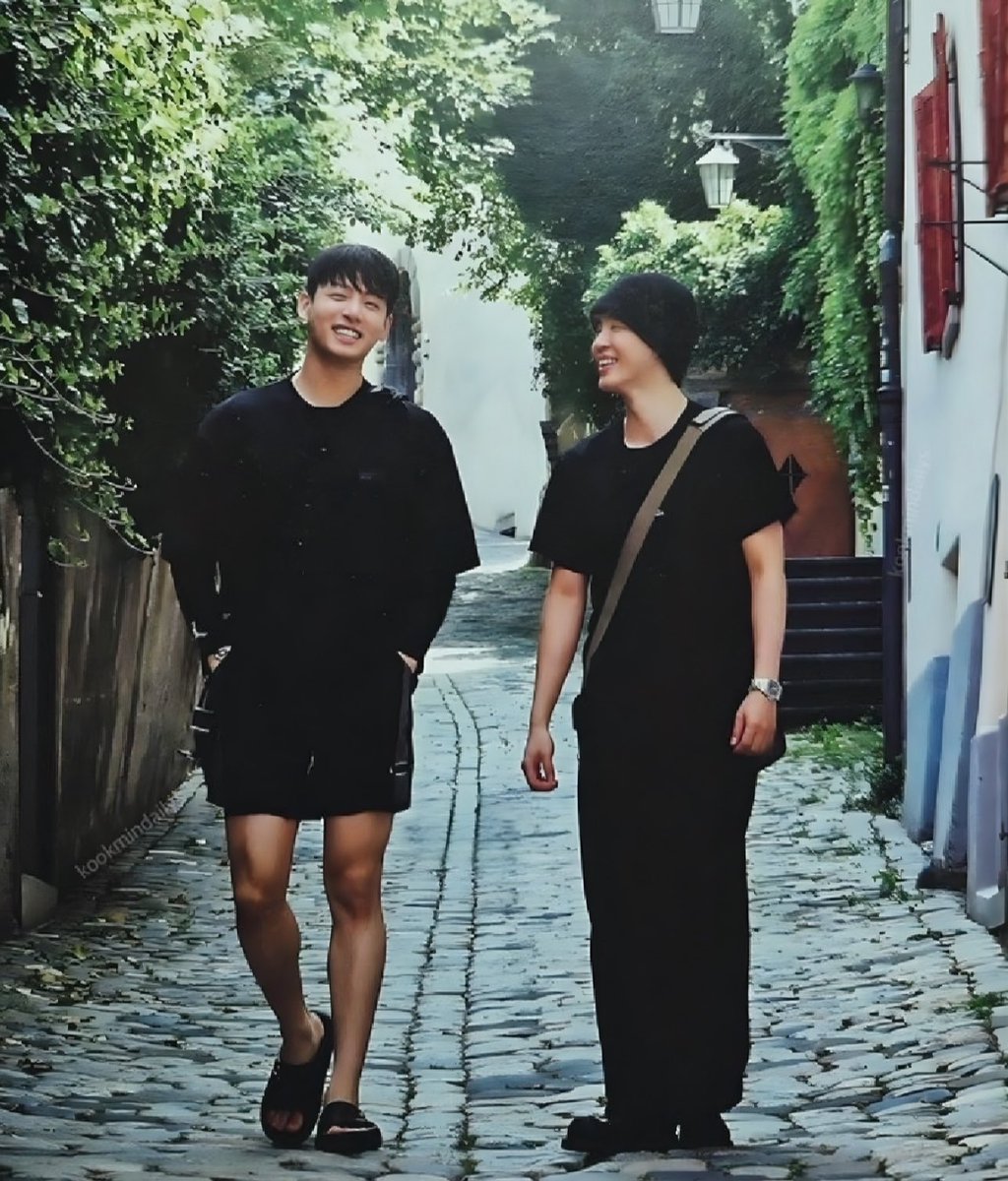 chimikook1158's tweet photo. ”オススメ”をジミンとグクで溢れさせて🥰w
🐰🖤🤍🐥✨ https://t.co/mXWgvDcoUs